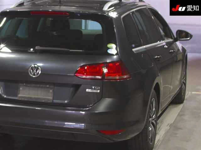 VOLKSWAGEN GOLF VARIANT 2016