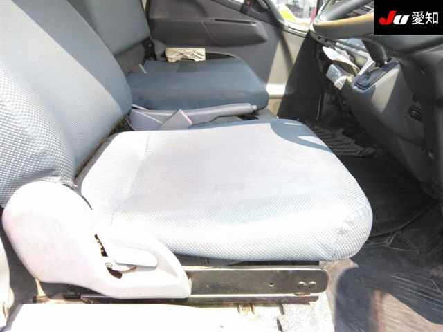 MITSUBISHI CANTER 2012