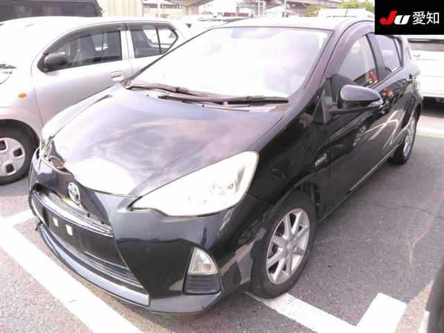 TOYOTA AQUA 2013