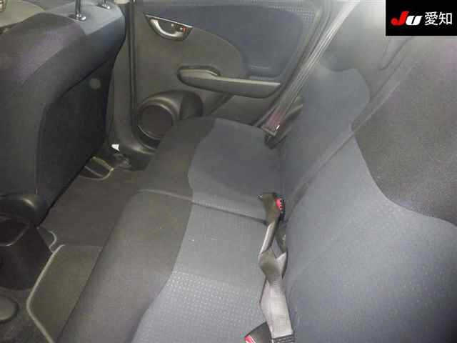 HONDA FIT 2010