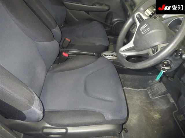HONDA FIT 2010