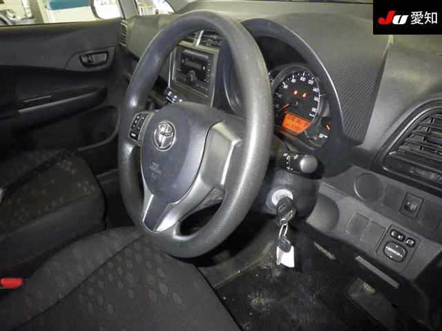 TOYOTA RACTIS 2013