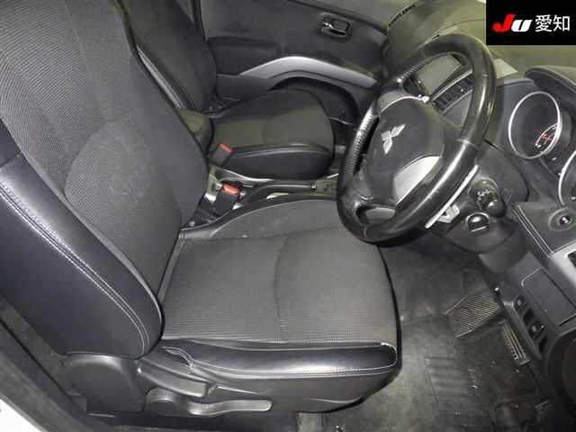 MITSUBISHI OUTLANDER 2010