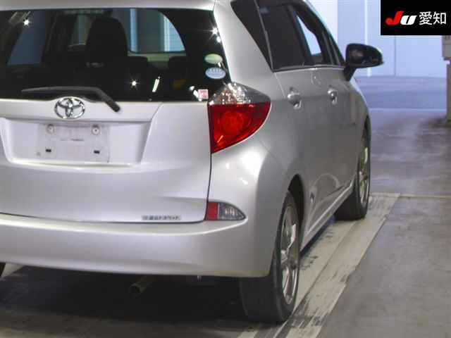 TOYOTA RACTIS 2013