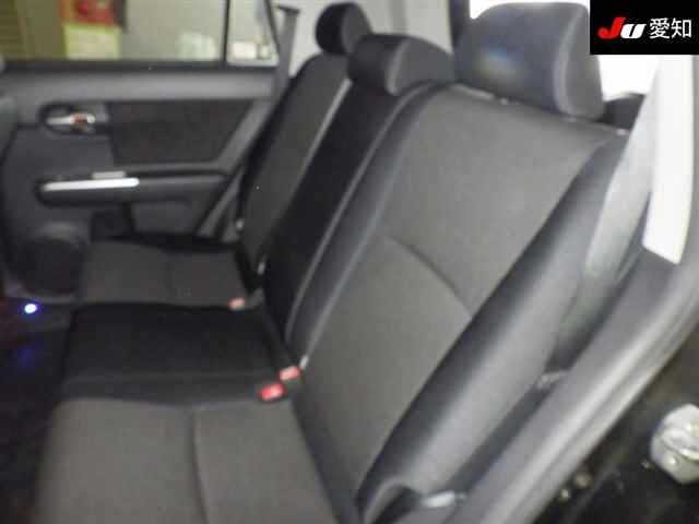 TOYOTA COROLLA RUMION 2011