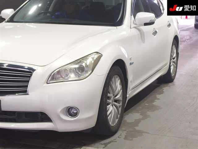 NISSAN FUGA 2013