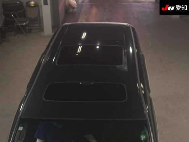 TOYOTA VELLFIRE 2009