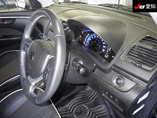 SUZUKI SWIFT 2015