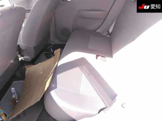 DAIHATSU MIRA E S 2014