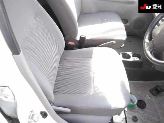 DAIHATSU MIRA E S 2014