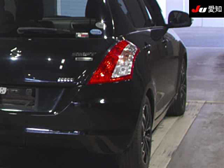 SUZUKI SWIFT 2015