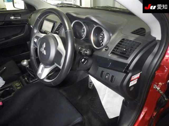 MITSUBISHI LANCER 2013