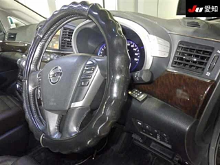 NISSAN ELGRAND 2010