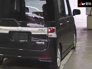 DAIHATSU TANTO 2010