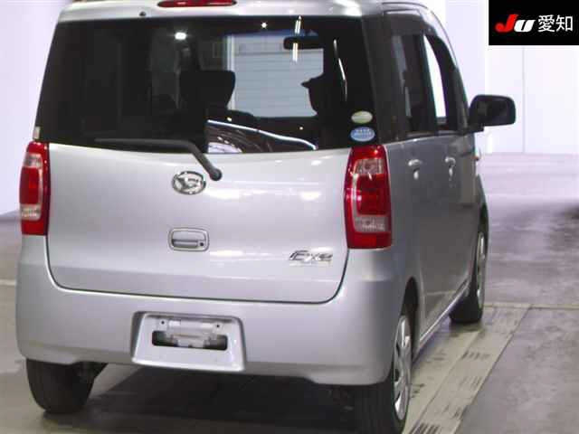 DAIHATSU TANTO EXE 2011