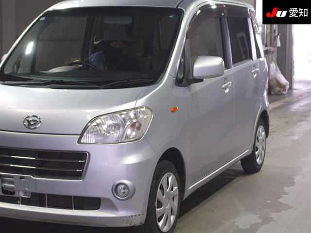 DAIHATSU TANTO EXE 2011