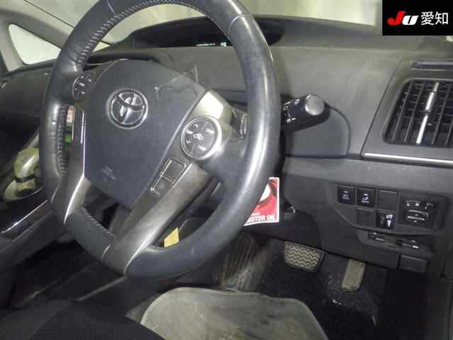 TOYOTA PRIUS PHV 2013