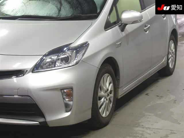 TOYOTA PRIUS PHV 2013