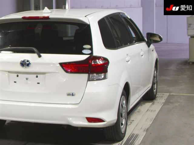 TOYOTA COROLLA FIELDER 2018