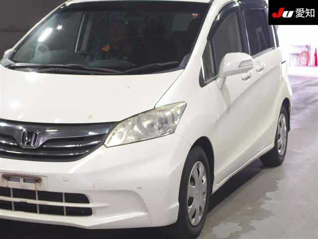 HONDA FREED 2012