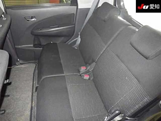 DAIHATSU MOVE 2013