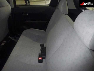 TOYOTA VITZ 2011