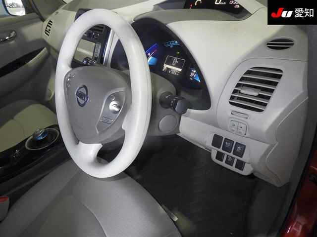 NISSAN LEAF 2011