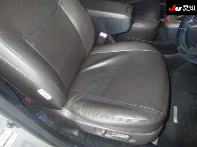 TOYOTA MARK X ZIO 2009