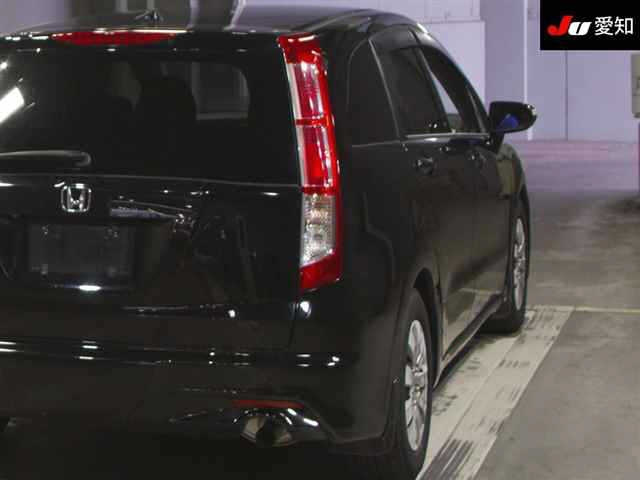 HONDA STREAM 2010