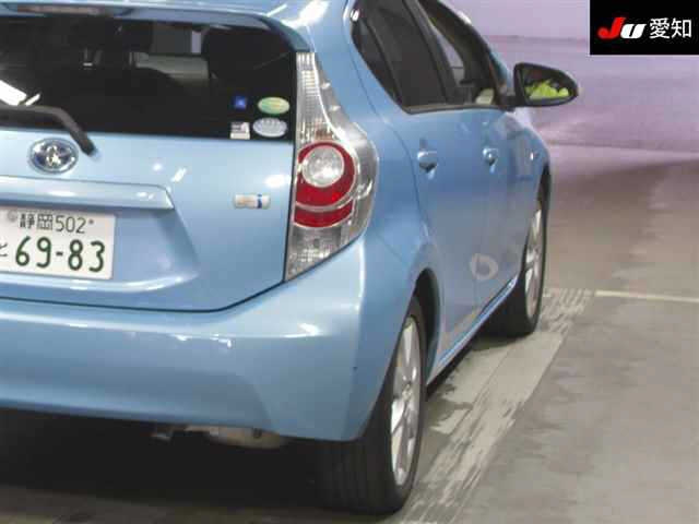 TOYOTA AQUA 2013