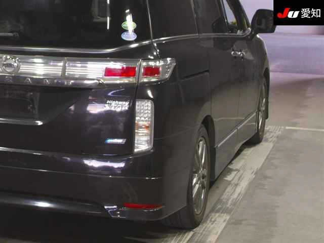 NISSAN ELGRAND 2012