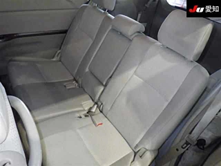 TOYOTA ISIS 2008