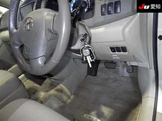 TOYOTA ISIS 2008