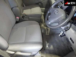 TOYOTA ISIS 2008
