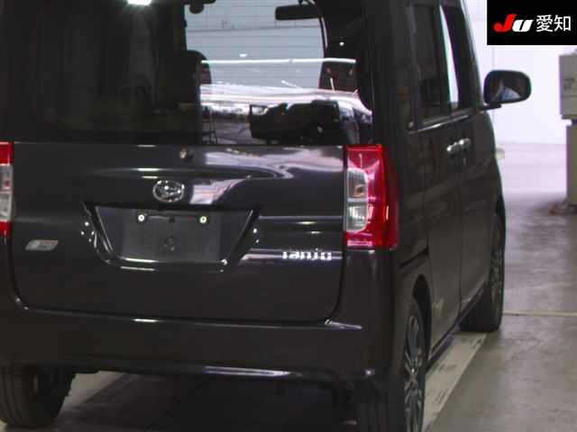 DAIHATSU TANTO 2014