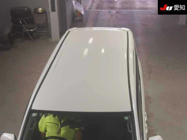 TOYOTA NOAH 2010