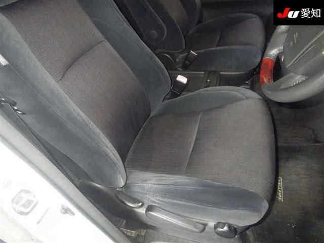 TOYOTA VELLFIRE 2009