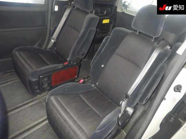 TOYOTA VELLFIRE 2009