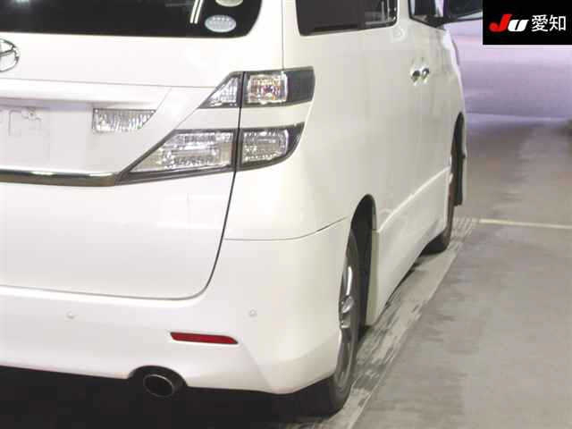 TOYOTA VELLFIRE 2009