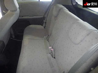 TOYOTA VITZ 2010