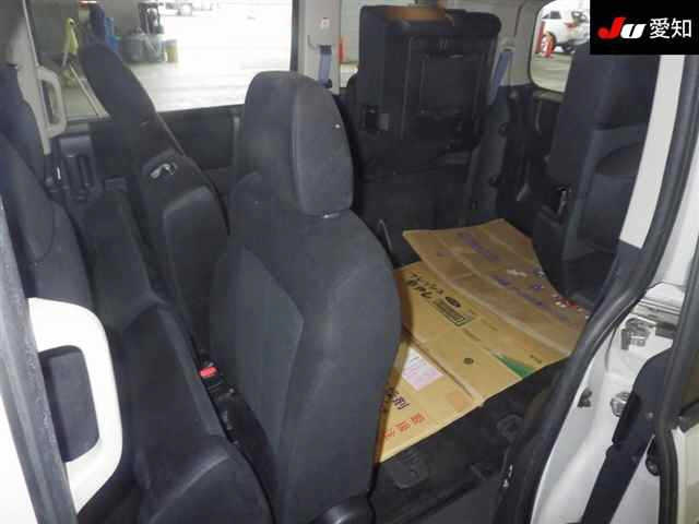 MITSUBISHI DELICA D5 2012