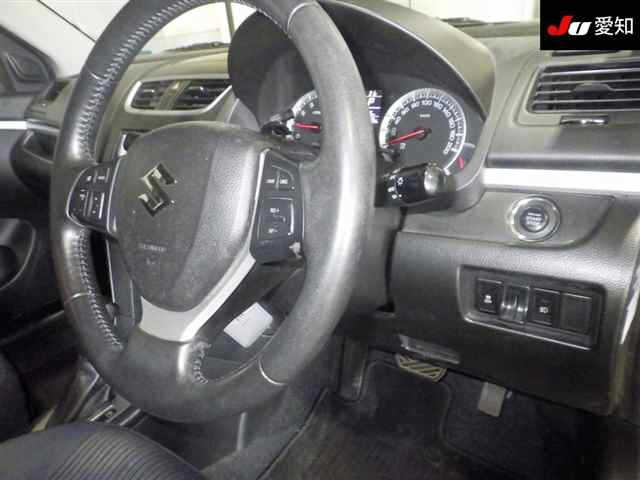 SUZUKI SWIFT 2011