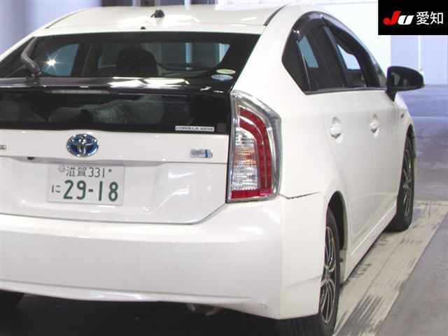 TOYOTA PRIUS 2014