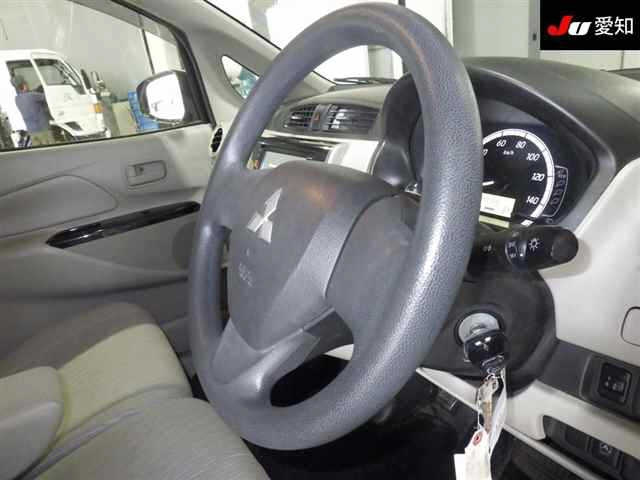MITSUBISHI EK WAGON 2013