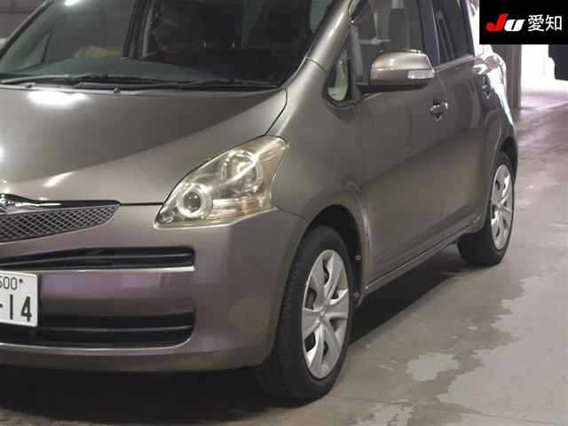 TOYOTA RACTIS 2009