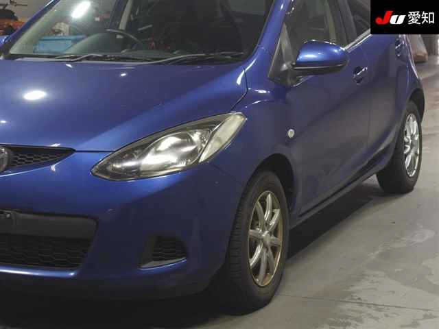 MAZDA DEMIO 2010