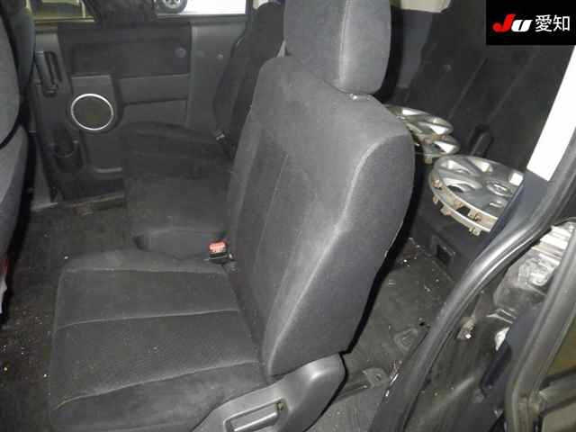 MITSUBISHI DELICA D5 2012