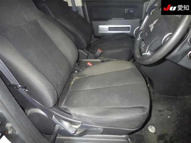 MITSUBISHI DELICA D5 2012