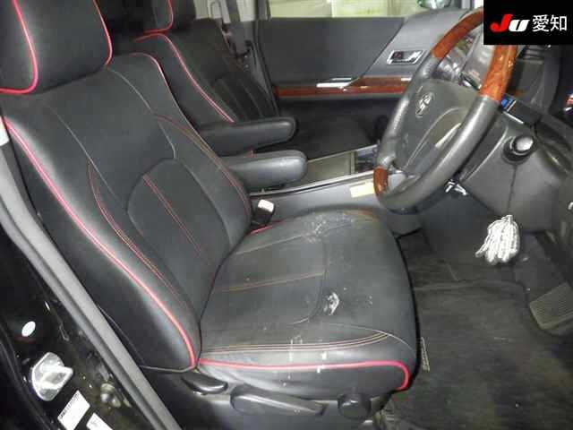 TOYOTA ALPHARD 2010