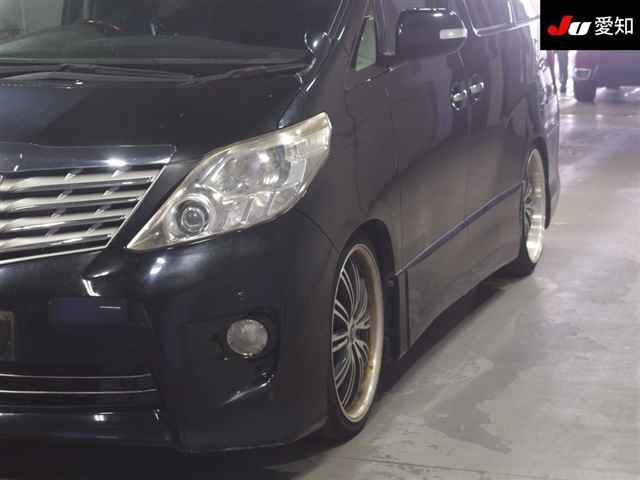 TOYOTA ALPHARD 2010